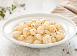 gnocchi con stracchino e spinaci