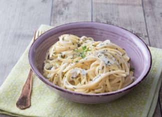 pasta cremosa alle erbe