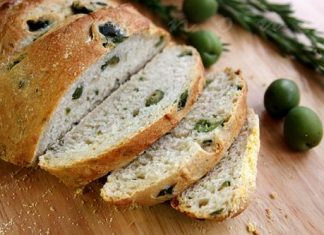 pane alle olive