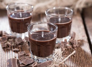 Liquore al cioccolato