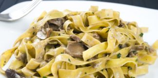 tagliatelle ai funghi porcini