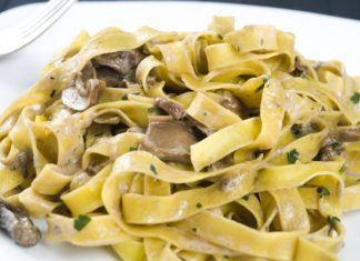 tagliatelle ai funghi porcini