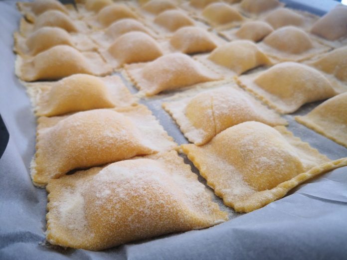 Ravioli di ricotta alla modicana