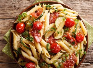 Penne con pesto