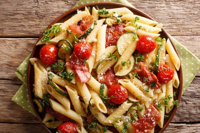 Penne con pesto