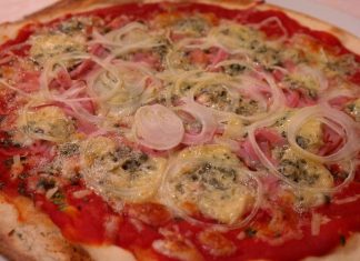 Pizza cipolle e gorgonzola