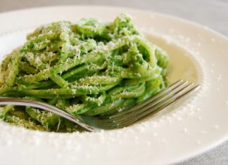 pasta al pesto di rucola