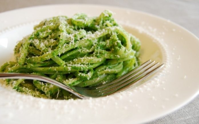 pasta al pesto di rucola